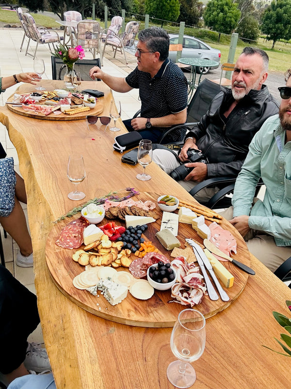 Cheese & Charcuterie Board (up to +10 people)